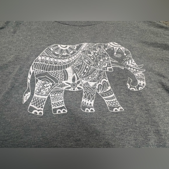 Y2k Blue Elephant Crewneck! - Picture 8 of 13